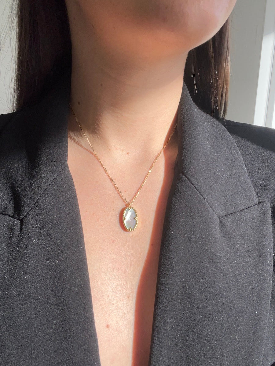 Collier Hanae