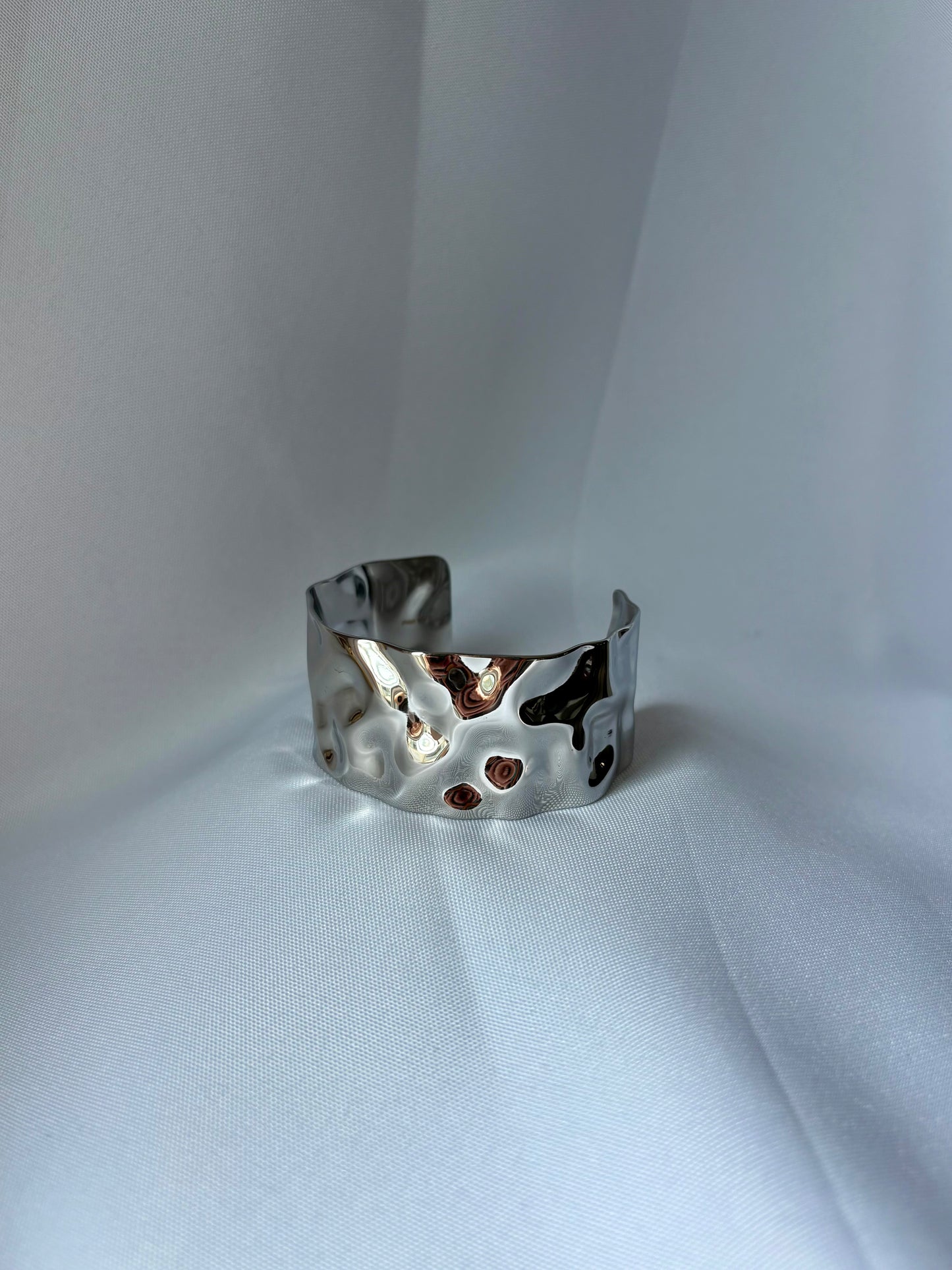 Bracelet Manchette Large Martelée - Bracelet Naomi
