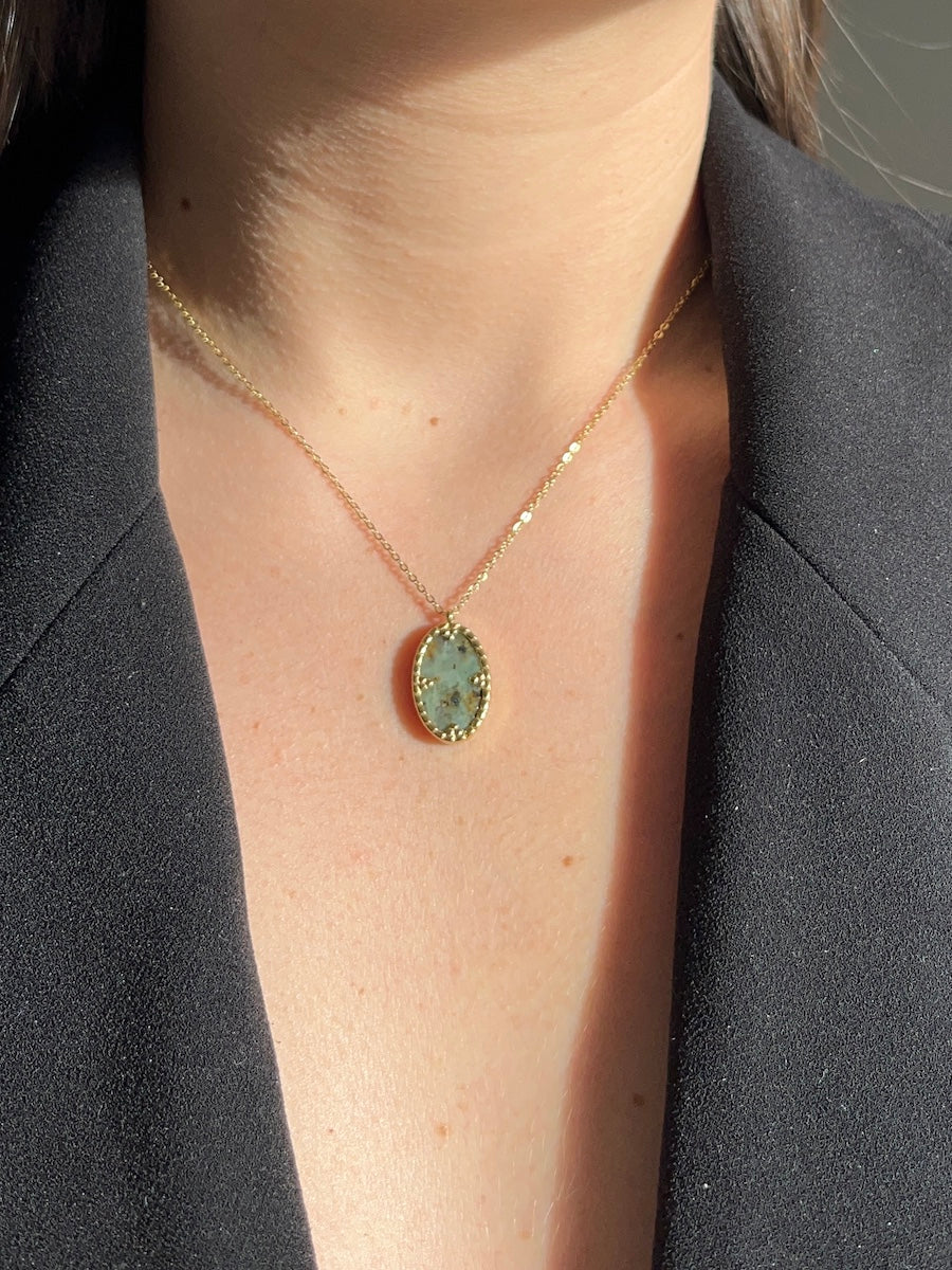 Collier Hanae